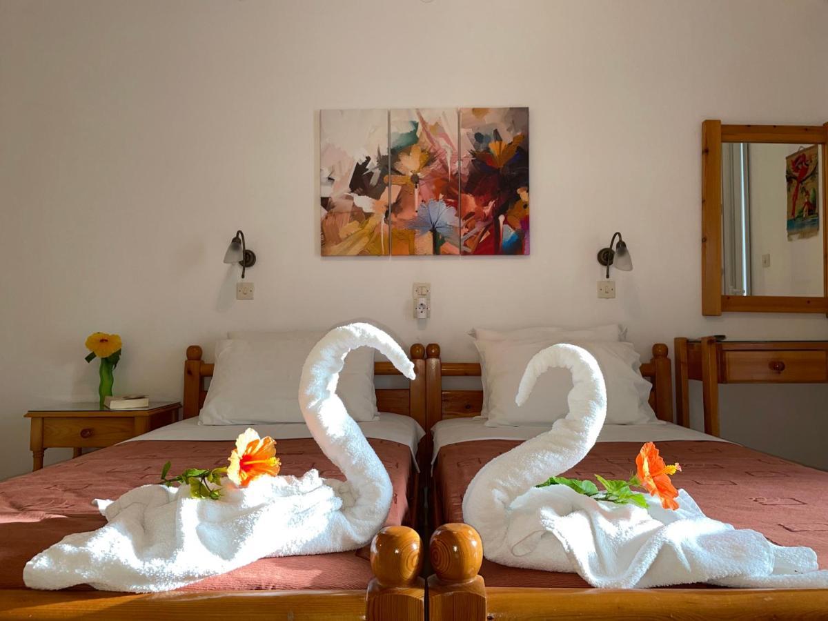Villa Gelly'S Studios Alikí Kültér fotó