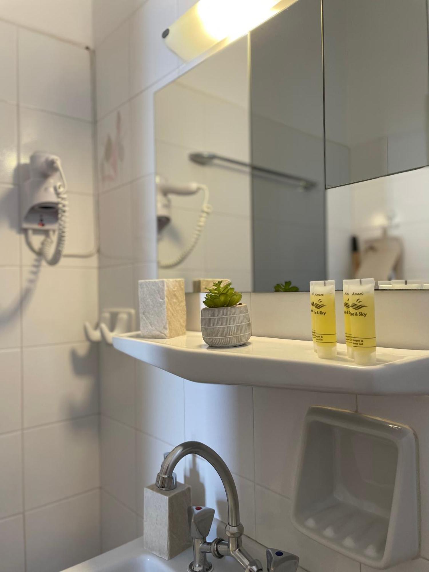 Villa Gelly'S Studios Alikí Kültér fotó